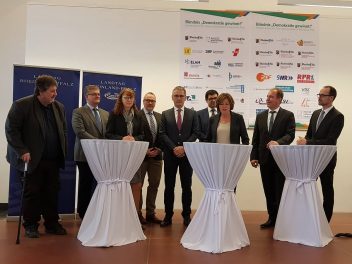 Kooperationsvertrag für Bündnis-Geschäftsstelle unterzeichnet
